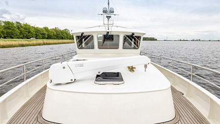 Яхта Privateer Trawler 50